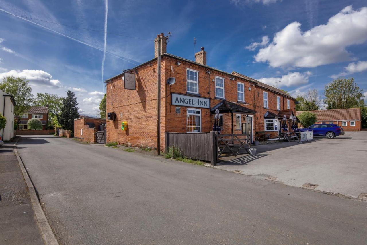 Angel Inn Misson Buitenkant foto